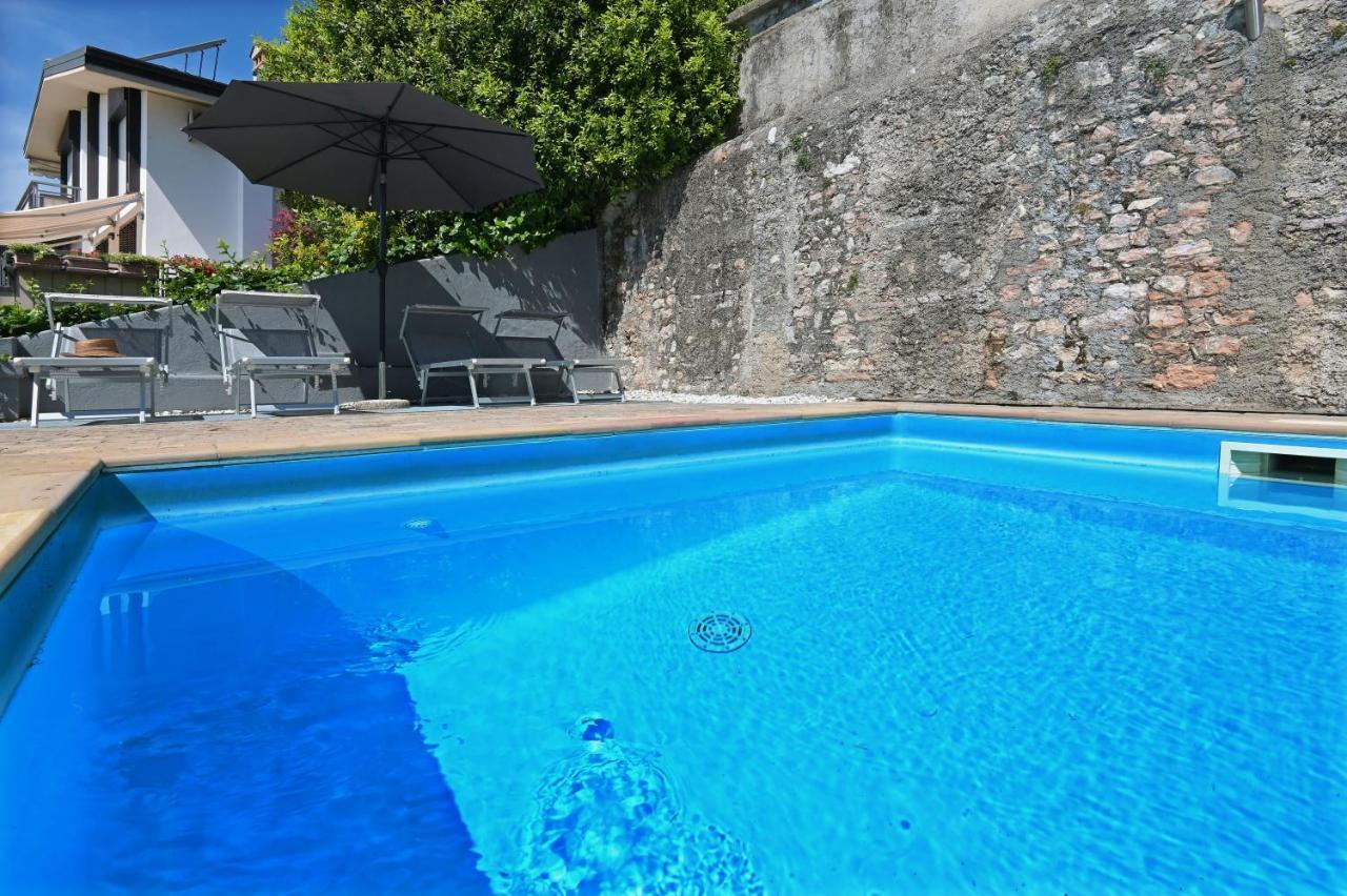 Villa Raoul サロ エクステリア 写真
